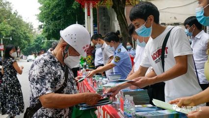 盈江縣舉行2022年全國(guó)“質(zhì)量月”啟動(dòng)暨宣傳咨詢服務(wù)日活動(dòng) 聚焦環(huán)保咨詢助力綠色發(fā)展